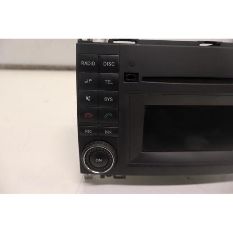 MERCEDES A1698705494 Магнитола (радио AM/FM) в наличии Черновцы