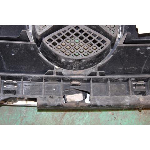 A16988009839744 MERCEDES Решетка радиатора купить в Черновцы