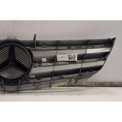A1698801683 MERCEDES Решетка радиатора купить в Харьков