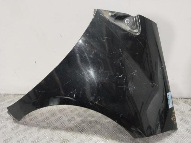 Pára-lama dianteiro direito A1698810201 MERCEDES