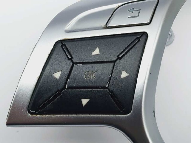 MERCEDES A1725400362 Блок кнопочных переключателей рулевого колеса в наличии Черкассы