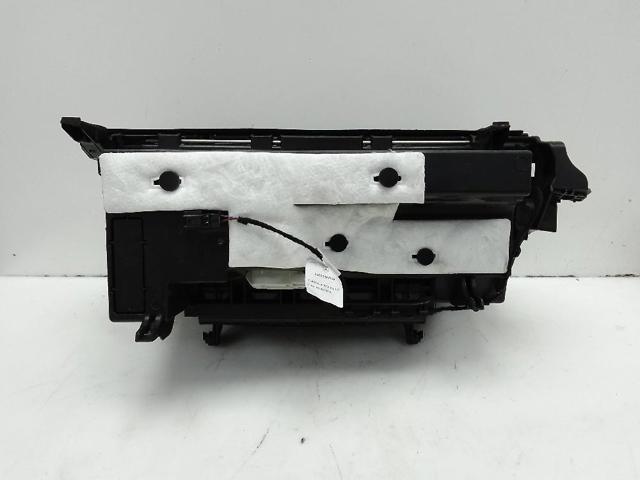 17668086009H68 MERCEDES Ящик перчаточный (бардачок) купить в Черновцы