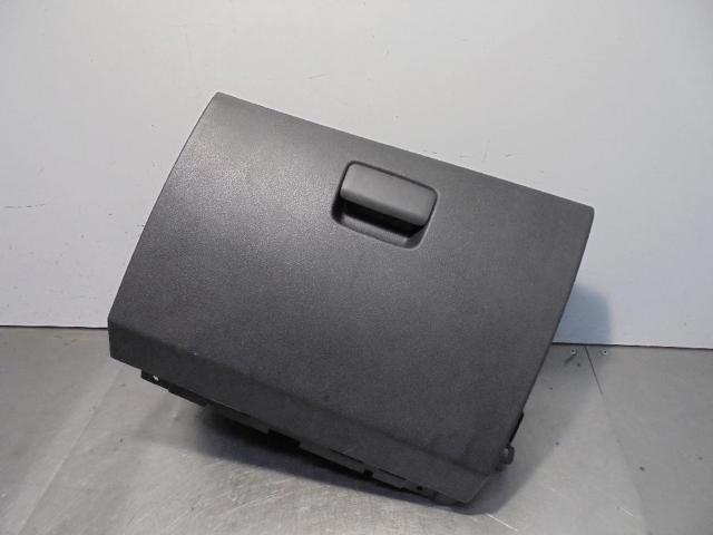 A17668086009H68 Ящик перчаточный (бардачок) купить Черновцы