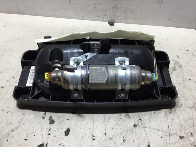 A1768600002 Подушка безопасности (AIRBAG) пассажирская купить Одесса