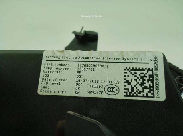 A1776800905 MERCEDES Ящик перчаточный (бардачок) купить в Николаев