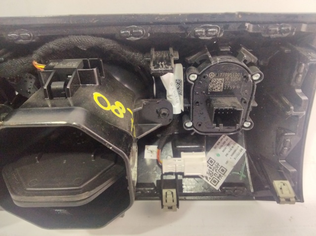 1776809800 MERCEDES Накладка на торпедо купить в Черкассы