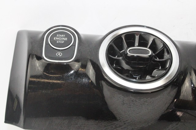 A1776809800 MERCEDES Накладка на торпедо купить в Тернополь