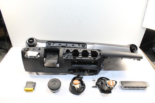 A1778600202 MERCEDES Подушка безопасности защиты коленей купить в Черкассы