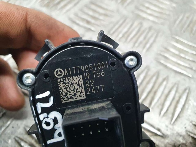 A1779051001 MERCEDES Кнопка старт-стоп купить в Ужгород