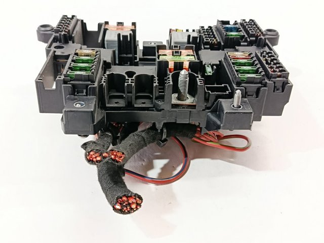 A1779061002 MERCEDES Блок реле купить в Киев