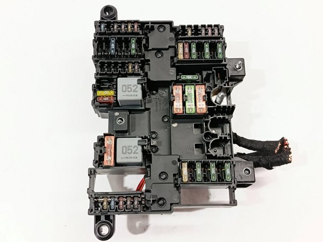 MERCEDES A1779061002 Блок реле в наличии Украина