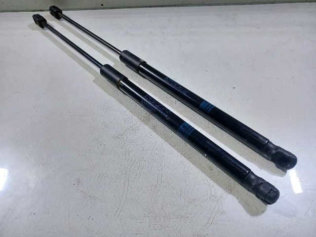 Amortecedor de tampa de porta-malas (de 3ª/5ª porta traseira) Mercedes A W177