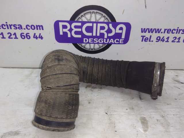 Mangueira (cano derivado) direita de intercooler A2025281482 Mercedes