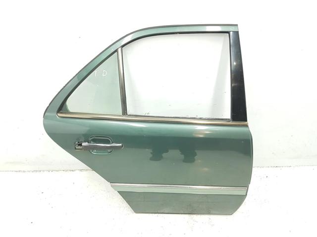 Porta traseira direita A2027301205 Mercedes