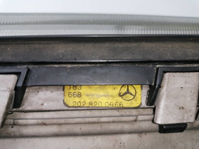A2028200966 MERCEDES Стекло фары левой купить в Ровно