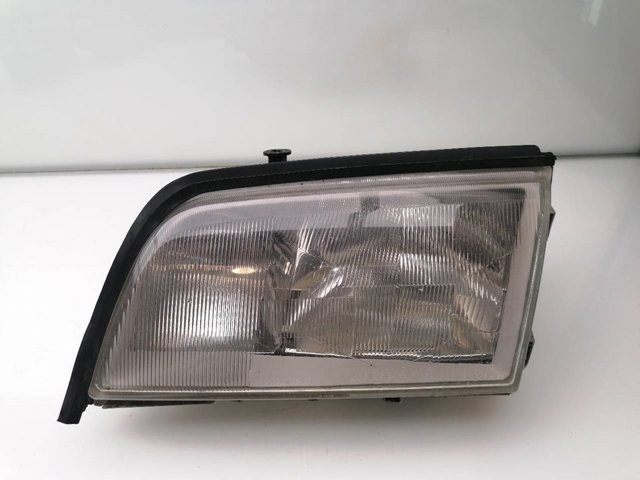 2028200966 MERCEDES Стекло фары левой купить в Полтава