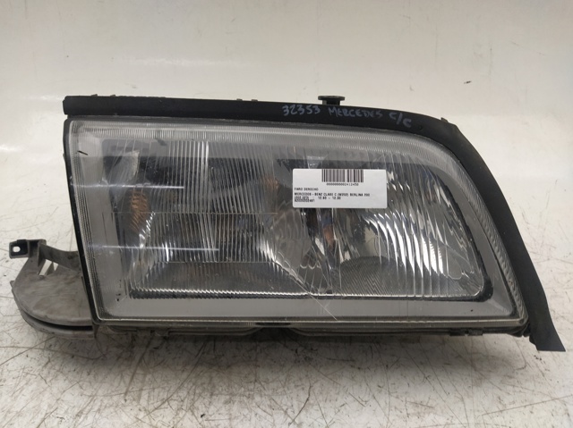 Luz direita A2028202461 Mercedes