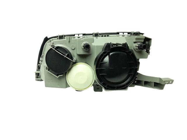 A2028203061 MERCEDES Правая фара купить в Николаев