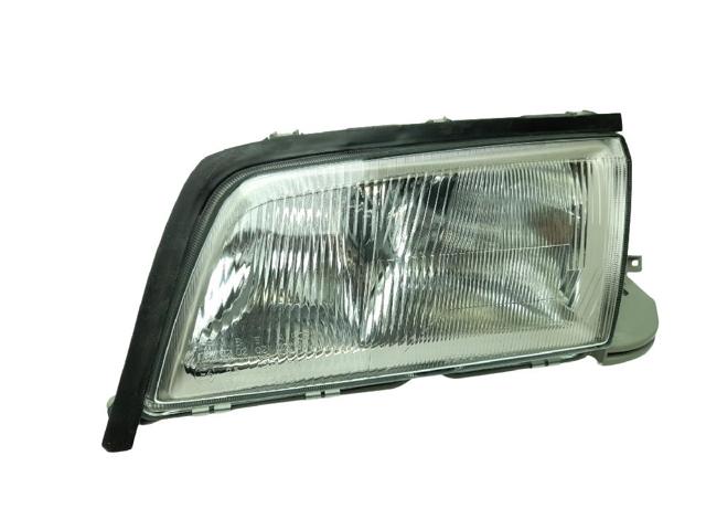 A2028203061 MERCEDES Правая фара купить в Киев