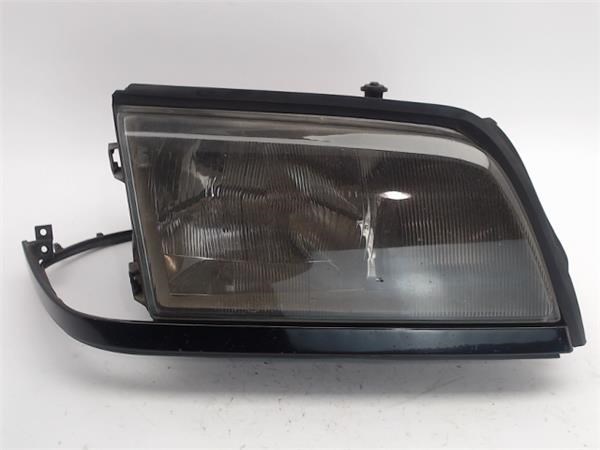 MERCEDES A2028260277 Ресничка (накладка) правой фары в наличии Тернополь