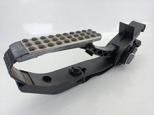 A2033000904 MERCEDES Педаль газа (акселератора) купить в Одесса