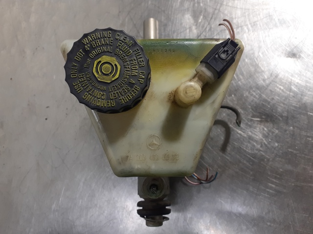 Tanque de cilindro mestre do freio (de fluido de freio) Mercedes C CL203