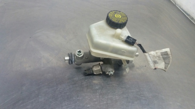 Tanque de cilindro mestre do freio (de fluido de freio) Mercedes C CL203