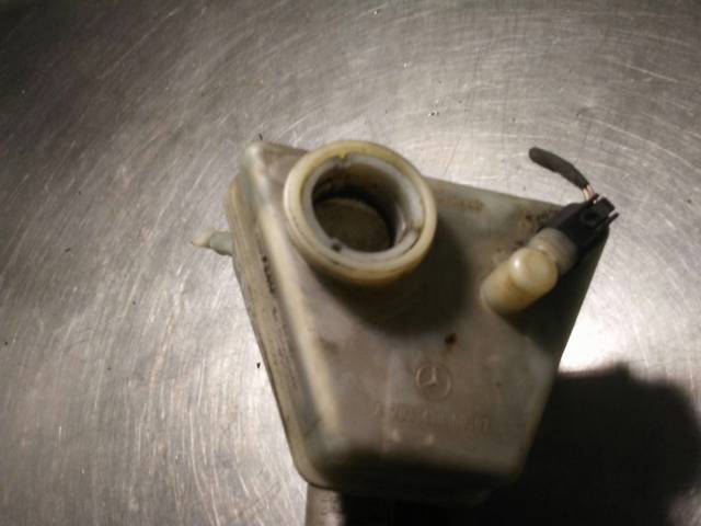 Tanque de cilindro mestre do freio (de fluido de freio) Mercedes C CL203