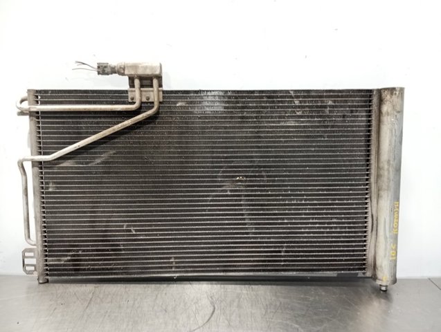 Condensador de ar condicionado / radiador para Mercedes-Benz CLK 240 (209.361) M112912 A2035000054