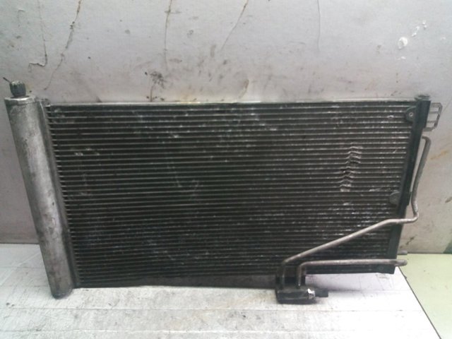 Condensador / radiador de ar condicionado para Mercedes-Benz C-Class C 200 Kompressor (203.042) G271940 A2035001254