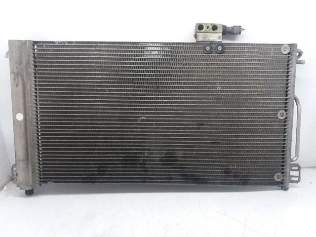 Condensador de ar condicionado / radiador para Mercedes-Benz C-Class C 220 CDI (203.008) OM646963 A2035001254