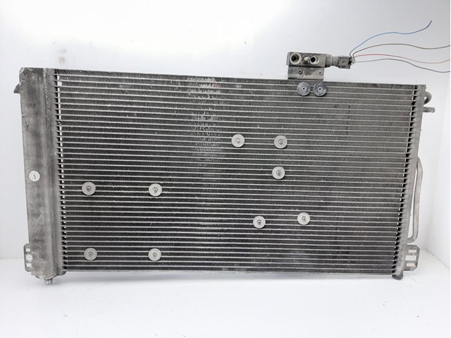 Condensador de ar condicionado / radiador para Mercedes-Benz C-Class C 220 CDI (203.008) OM646963 A2035001354