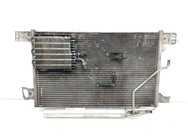 Condensador / radiador  aire acondicionado para mercedes clase c (w203) familiar  om612962 A2035001654