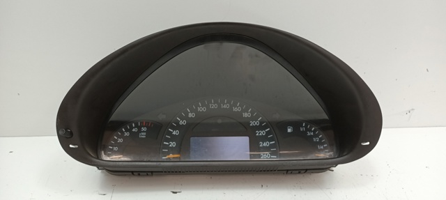 Painel de instrumentos para Mercedes-Benz C-Classe-T-Model sedan (W203) (01.01 - 12.07) C200 CDI (203.007) OM 646.962 A2035407111
