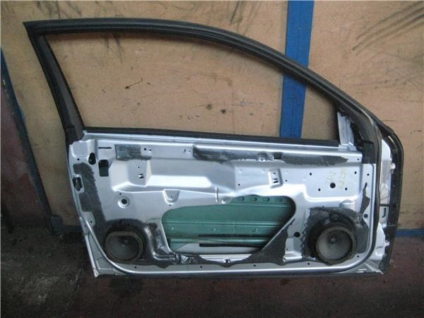 Porta dianteira esquerda Mercedes C CL203