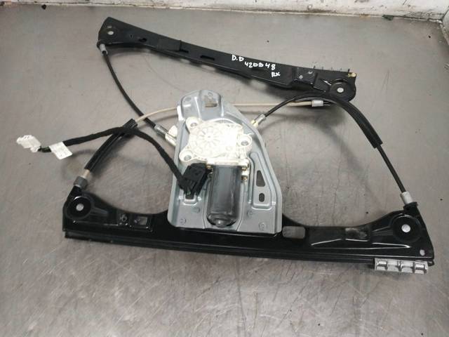 MERCEDES A2037202446 в наличии Чернигов