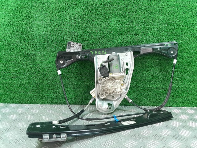 MERCEDES A2037203146 Стеклоподъемник передней левой двери в наличии Ирпень