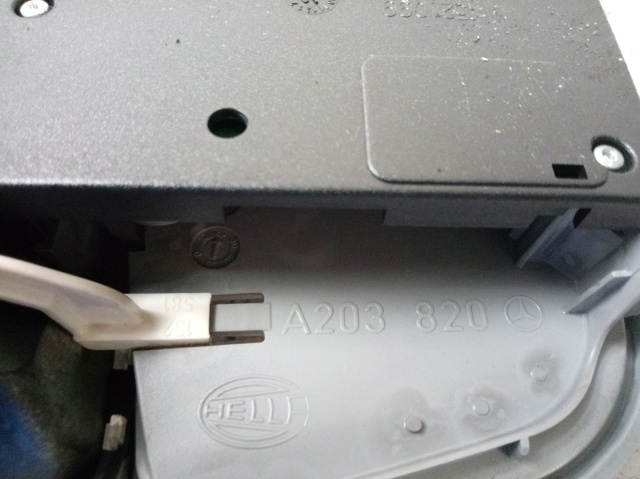 MERCEDES A203820 Левая фара в наличии Ровно