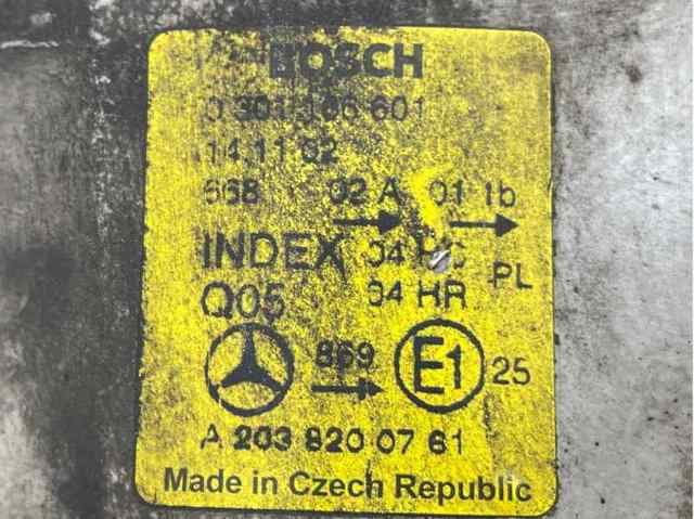 MERCEDES A2038200761 Левая фара в наличии Житомир