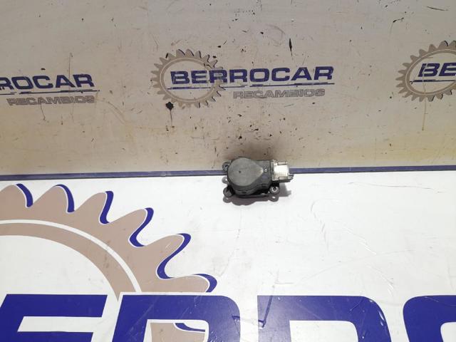 Acionamento de comporta de forno A2038201642 MERCEDES