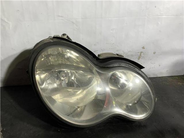 A2038203261 MERCEDES Фара правая купить в Кривой Рог