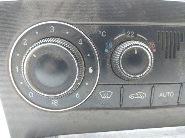 Unidade de controlo dos modos de aquecimento/condicionamento Mercedes C CL203