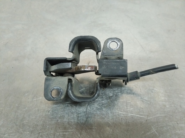 Fecho da capota Mercedes C CL203