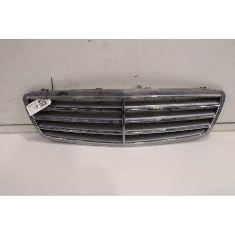 Grelha do radiador A20388001237D11 MERCEDES