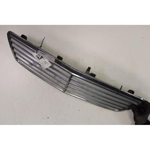 Grelha do radiador A20388001237D11 MERCEDES
