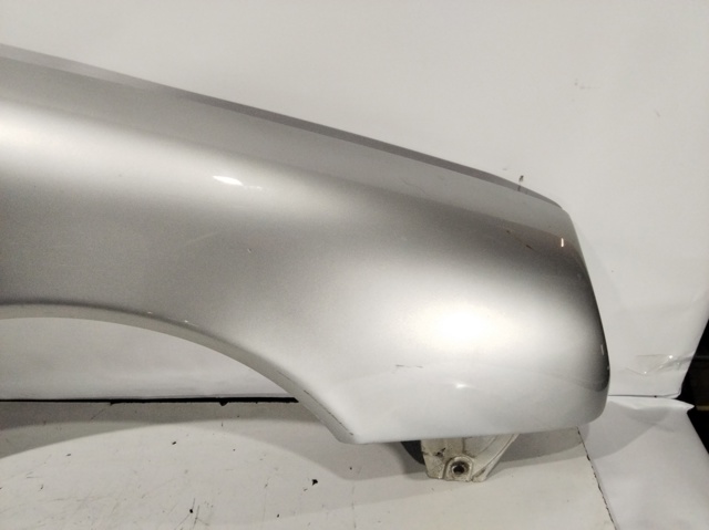 MERCEDES A2038800318 Крыло переднее левое в наличии Ирпень