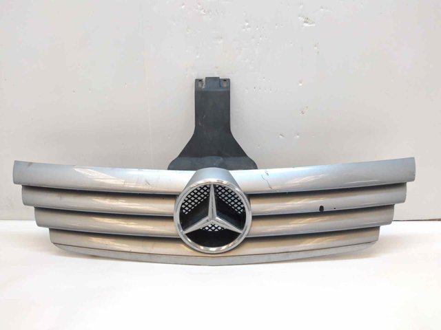 A2038800383 MERCEDES Решетка радиатора купить в Киев
