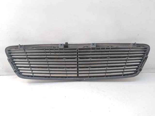 MERCEDES A2038800483 Решетка радиатора в наличии Ирпень