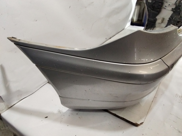 Pára-choque traseiro Mercedes C CL203