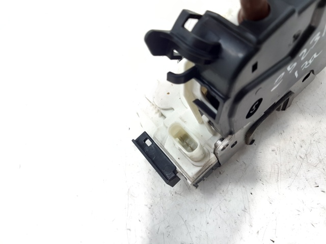 MERCEDES A2040085899 в наличии Львов